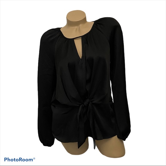 INC International Concepts Black Keyhole Top NWT - Picture 1 of 3